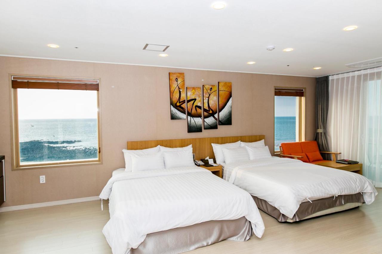 Rich Hotel Jeju Exterior photo