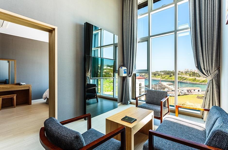 Rich Hotel Jeju Exterior photo