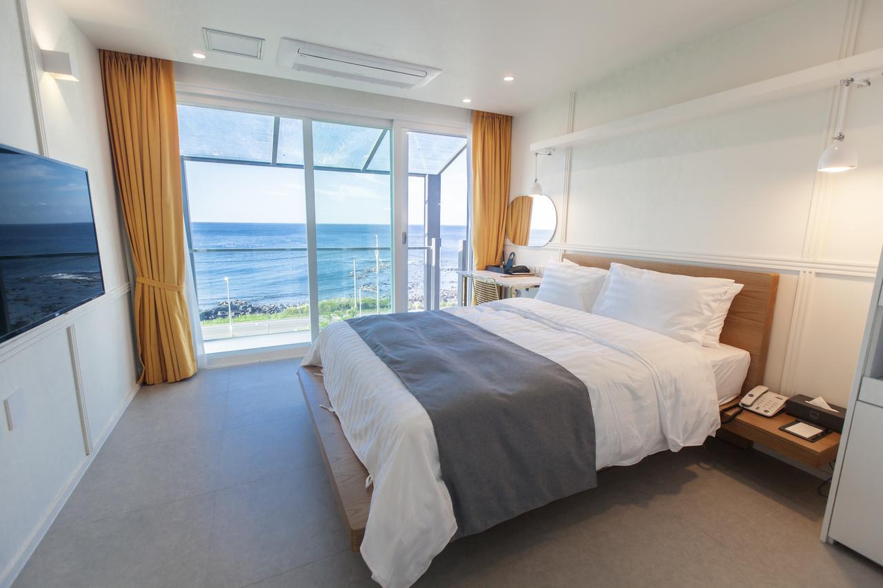 Rich Hotel Jeju Exterior photo